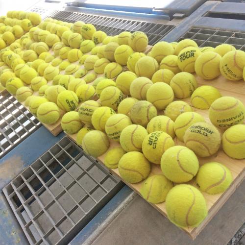 Tennisballreliefs