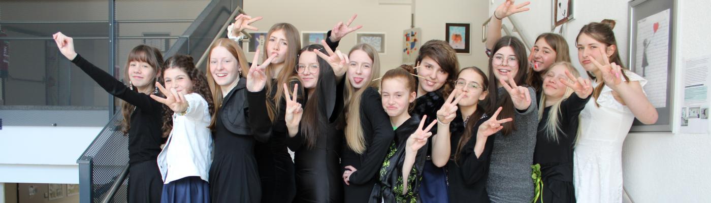 Motto Woche Freitag Overdressed